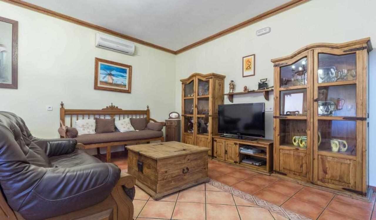 Casa Rural La Del Alba Seria Argamasilla de Alba エクステリア 写真